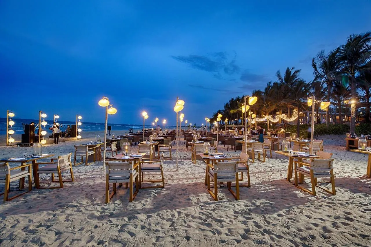 Hotel Naman Retreat Đà Nẵng