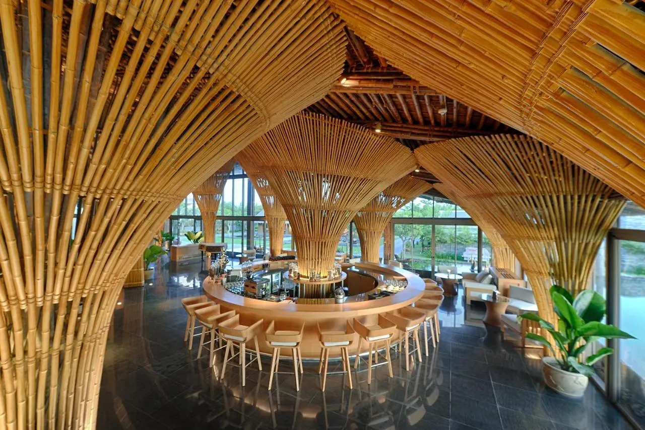 Hotel Naman Retreat Đà Nẵng