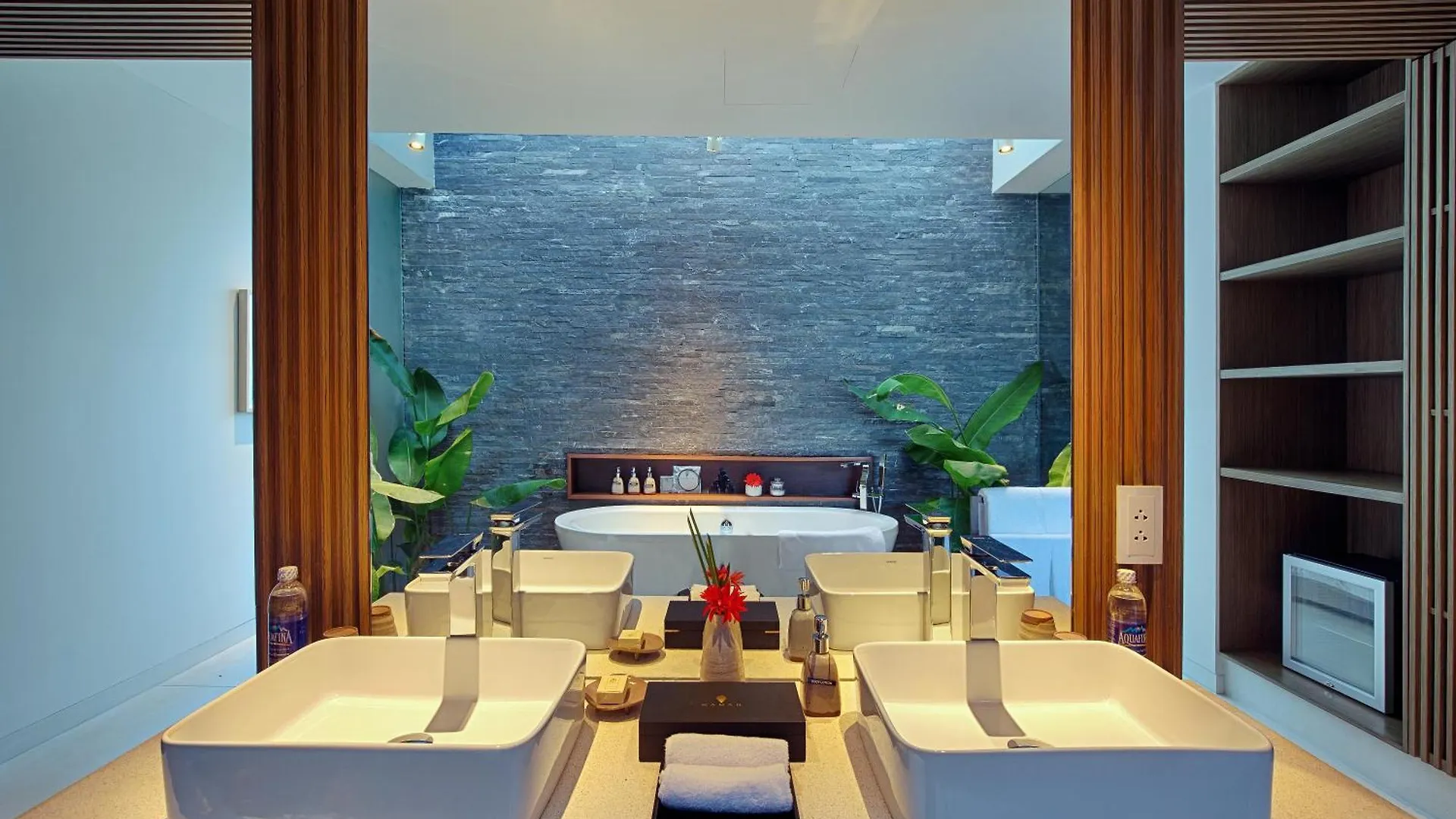 Naman Retreat Hotel Da Nang Resort